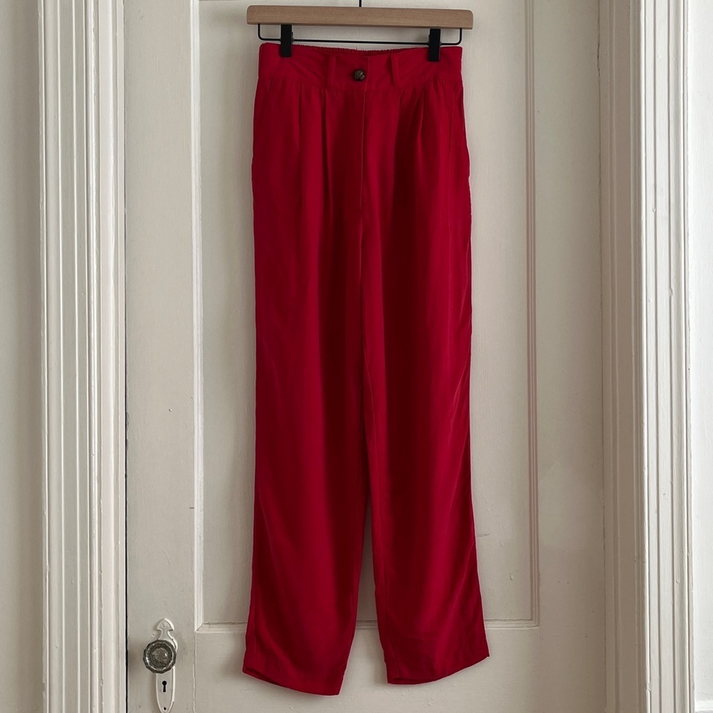 Vintage Late 80s / Early 90s Red Rayon Pleated High Rise Flowy Soft Pants Petite - Picture 2 of 12